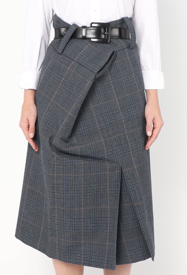 Balenciaga F/W 2017 Asymmetrical Folded Skirt - 3 Balenciaga F/W 2017 Asymmetrical Folded Skirt - 3