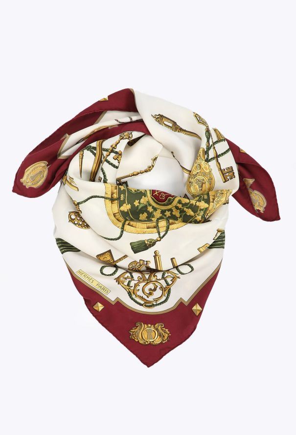 Hermès 2010 'Les Clés' 90cm Silk Carré - 2