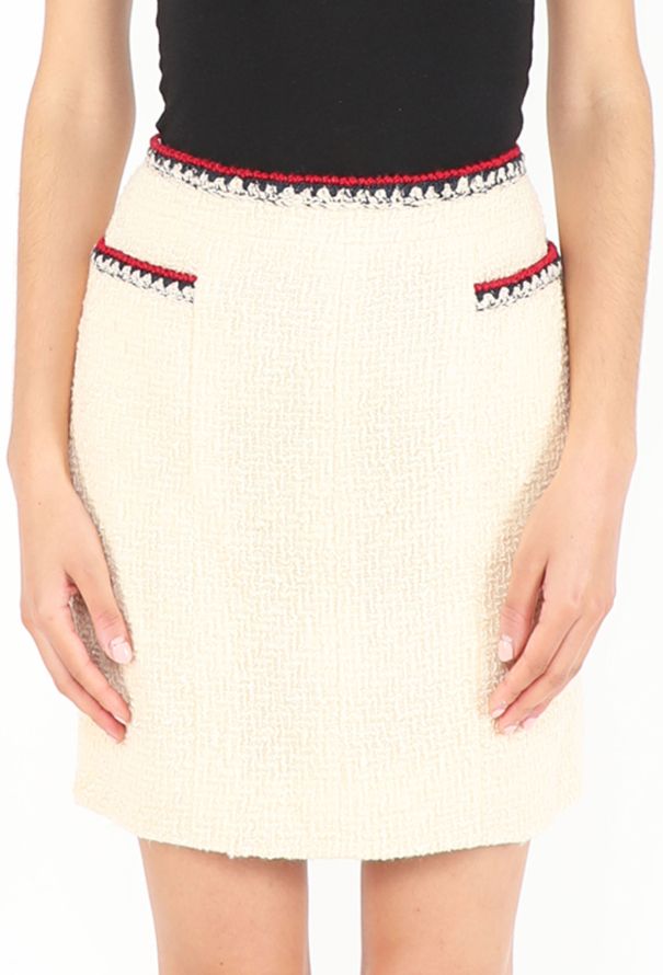 Chanel Pre-Fall 2006 Paris-New York Tweed Ensemble - 8