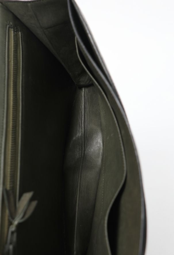 Hermès '70s Veau Doblis & Ostrich Trim Pan Clutch - 11