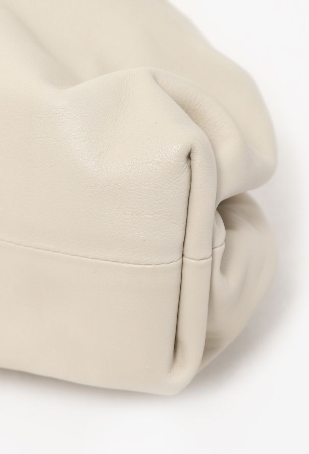 Bottega Veneta The Pouch Clutch Bag Off-white - 10