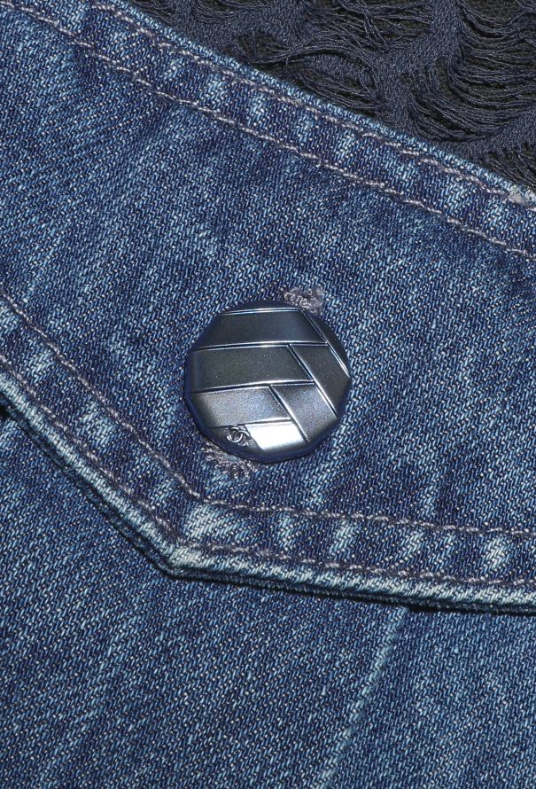 Chanel S/S 2018 Camélia Denim Bomber Jacket - 10