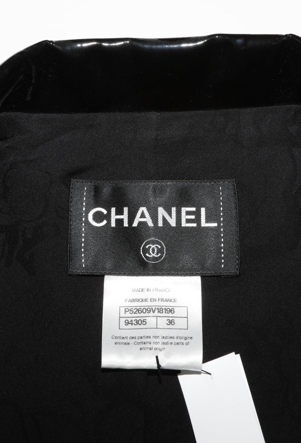 Chanel F/W 2015 Bouclé Patent Trim Blazer - 6