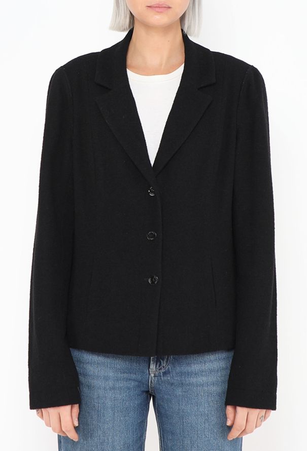 Chanel Classic Notched Bouclé Blazer - 1