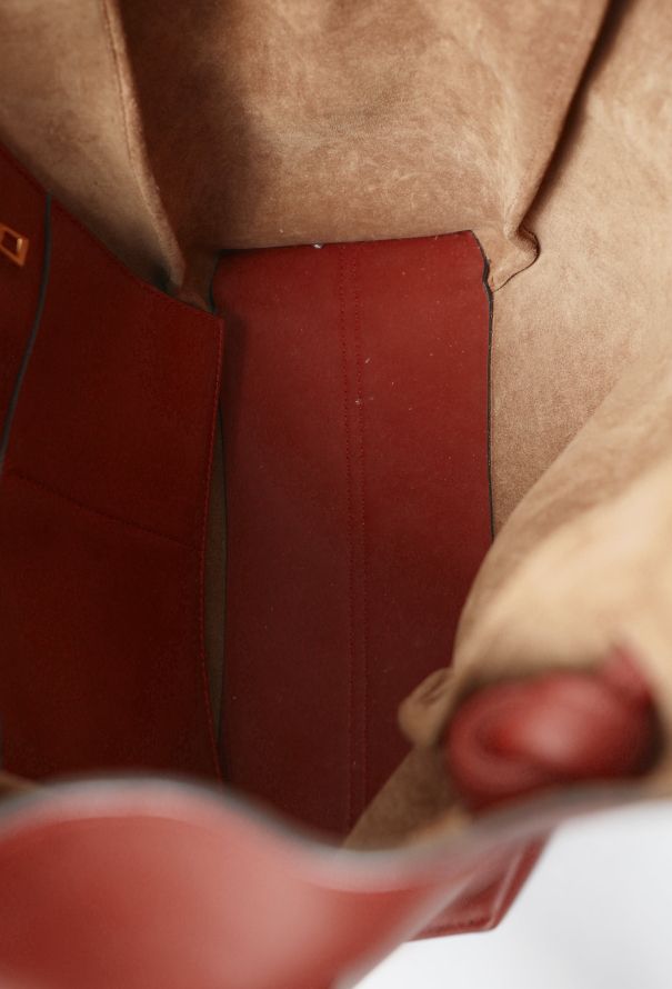 Loewe F/W 2021 Medium Flamenco Tote Bag - Rust - 12