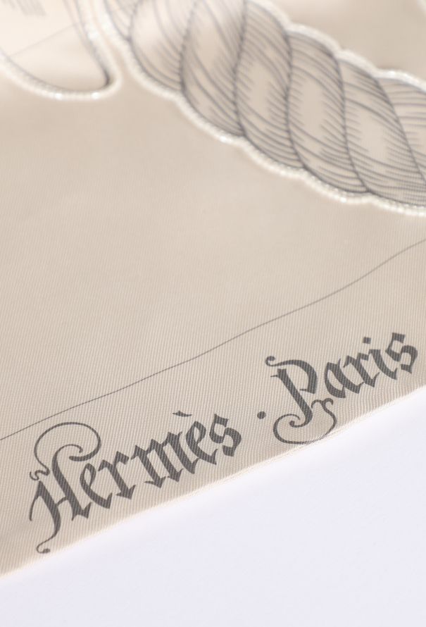 Hermès Embellished Silk Carré Belted Robe - 7