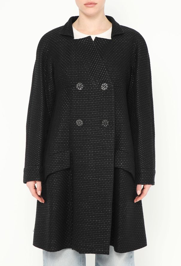 Chanel Resort 2016 Paris-Seoul Notched Coat - 3 Chanel Resort 2016 Paris-Seoul Notched Coat - 3