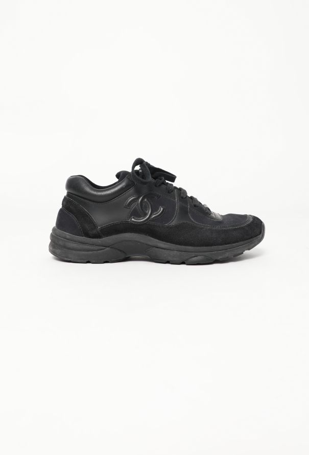 Chanel 2021 Suede Trim 'CC' Sneakers - 1