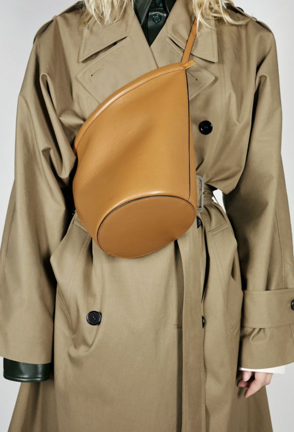 Pre-Fall 2018 Oversized Trench