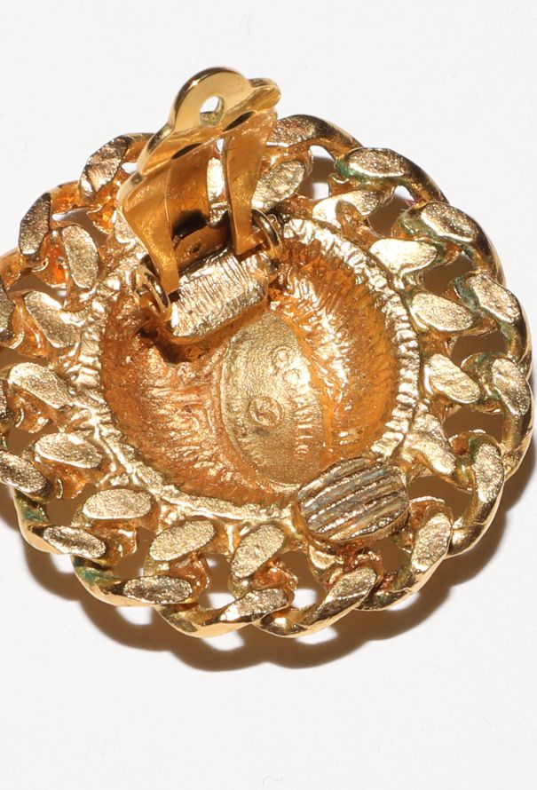 Chanel '80s Quilted Chainlink Clip Earrings - 4