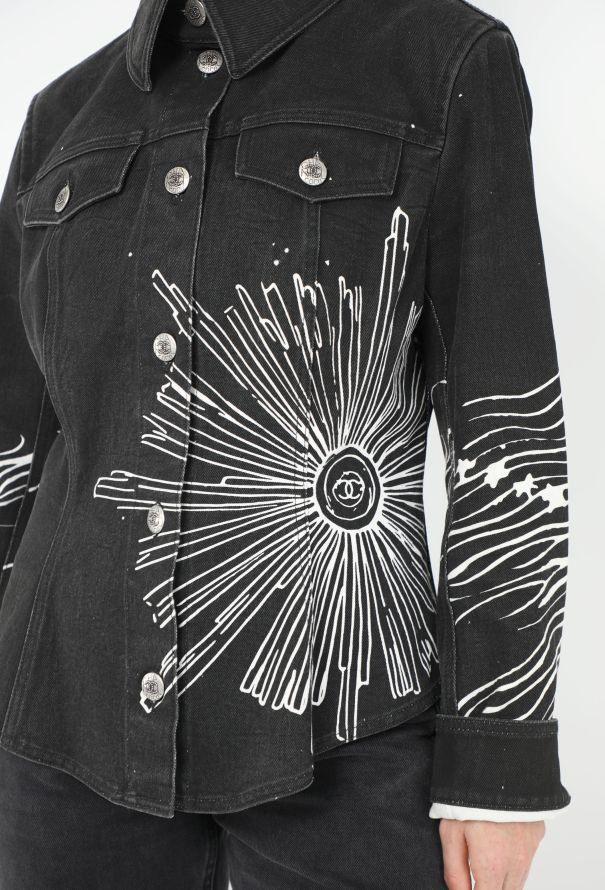 Chanel 2022 Printed Denim Jacket - 5