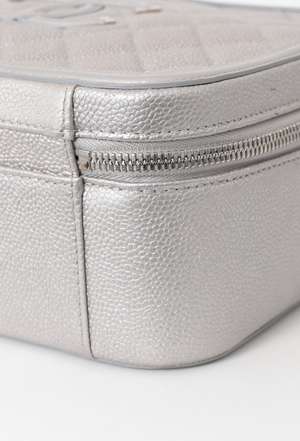 Chanel S/S 2016 Large Vanity Case - 8