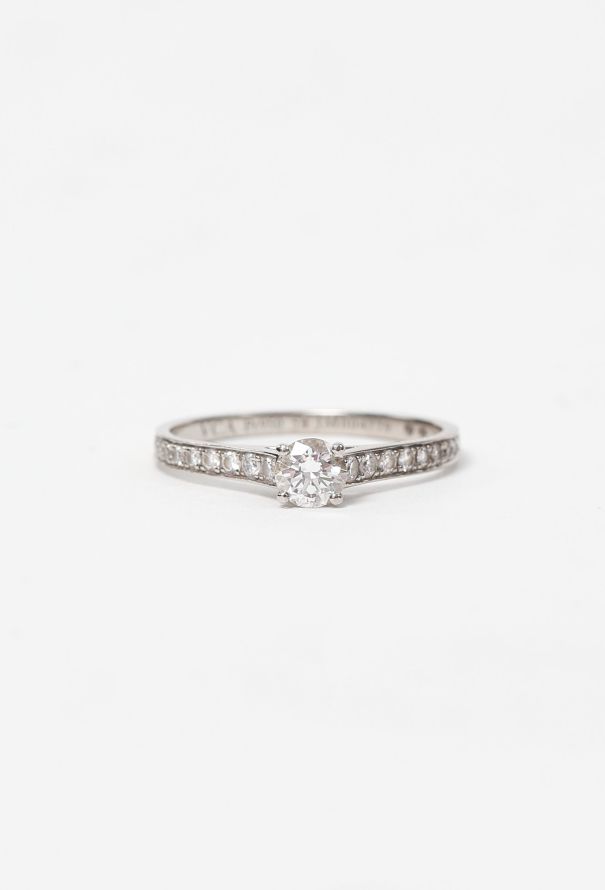 Van Cleef & Arpels Romance Solitaire Engagement Ring - 1