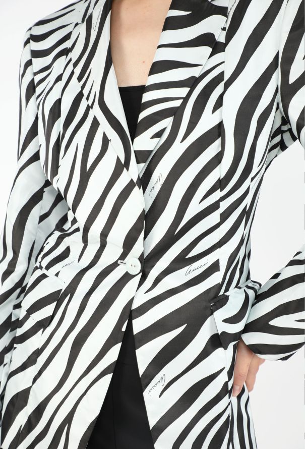 Gucci S/S 1996 Zebra Print Suit - 4