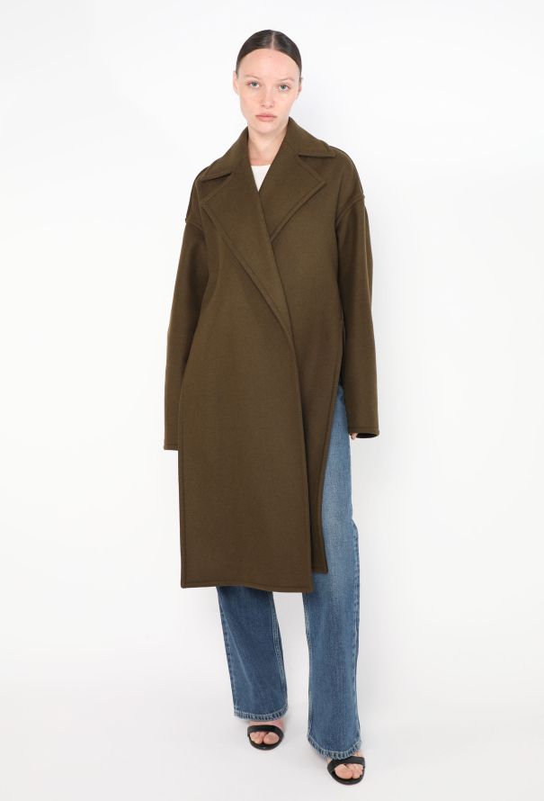 Céline Oversized Slit Coat, Pre-Fall 2015 - 4