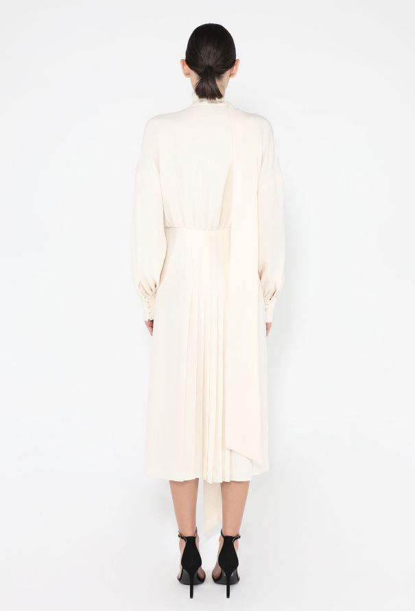 Valentino 2018 Cream Silk Dress - 4