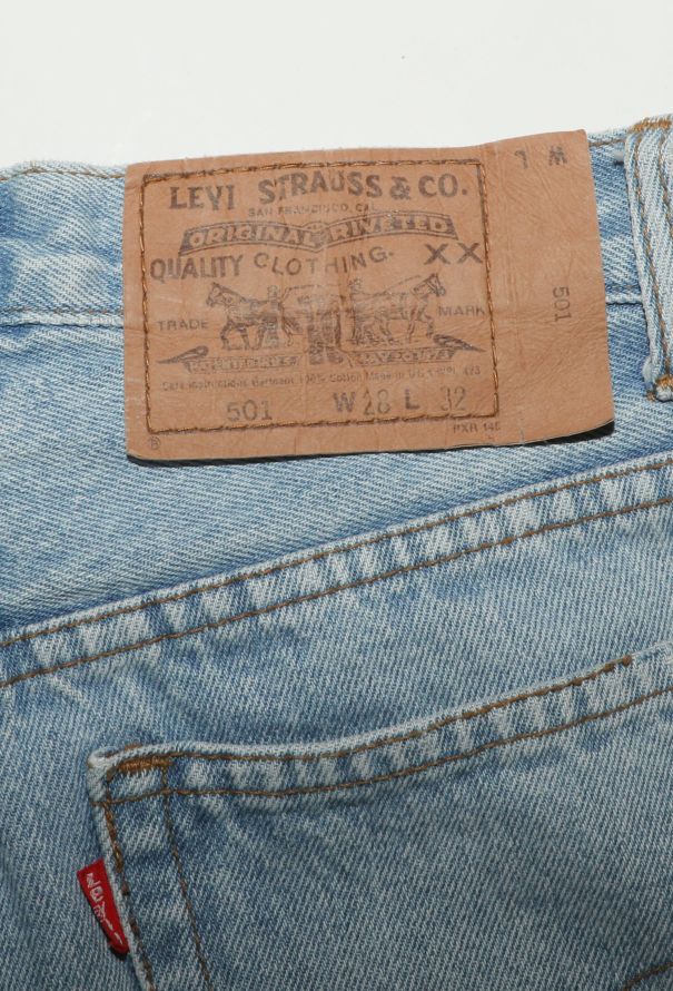 Levi's '90s Cropped 501 Jeans - 5 Levi's '90s Cropped 501 Jeans - 5