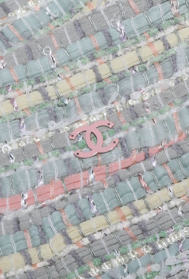 Chanel ICONIC S/S 2005 Silk Tweed Ensemble - 10