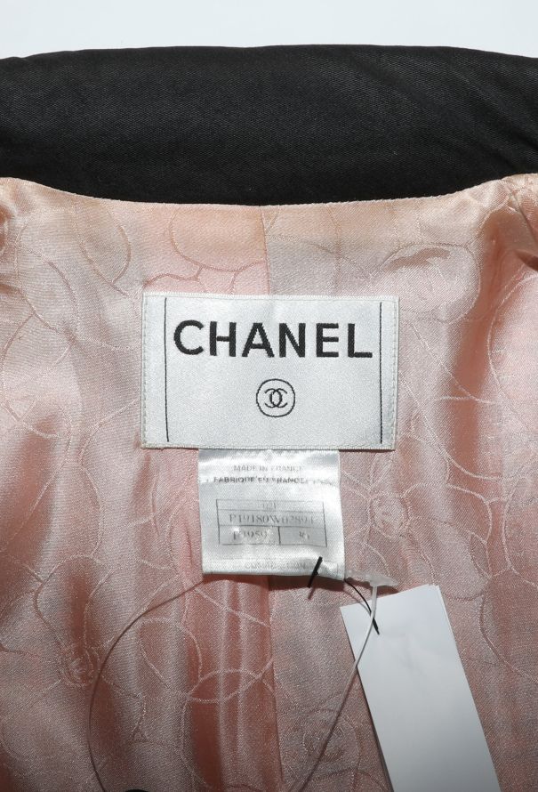 Chanel Classic Tailored Tweed Blazer - 7