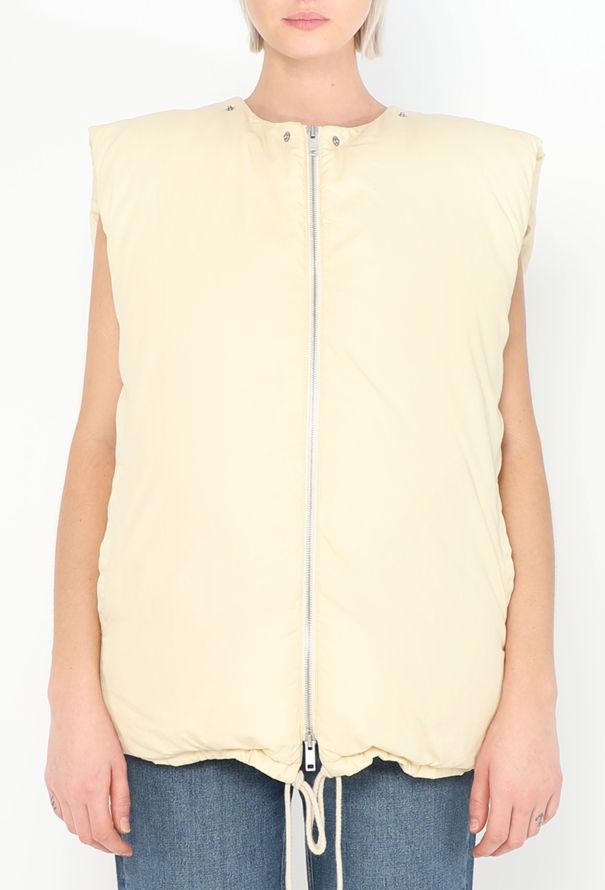 Céline Pre-Fall 2018 Puffer Short Vest - 5 Céline Pre-Fall 2018 Puffer Short Vest - 5