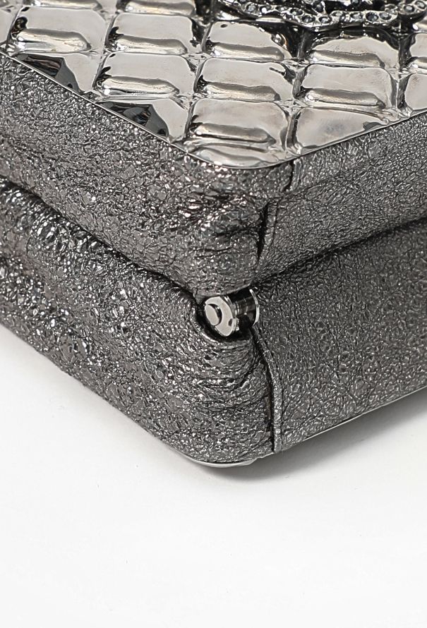 Chanel Collector Pre-Fall 2009 Lion de Moscou Minaudière - 9