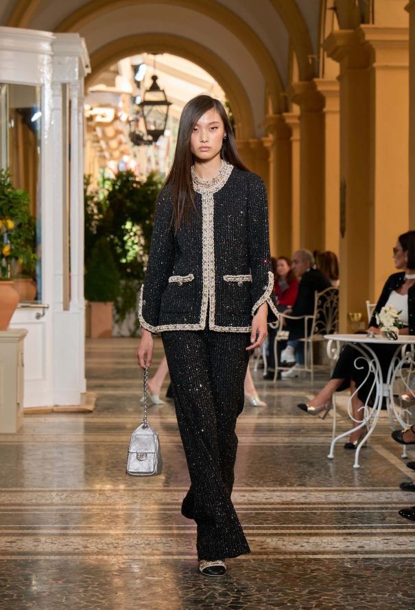 Chanel 25 Quilted Small Champagne Bag, 2026 - 2