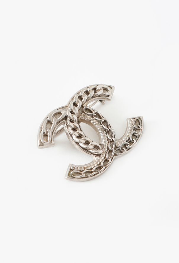 Chanel 2011 Embossed Chainlink 'CC' Brooch - 2
