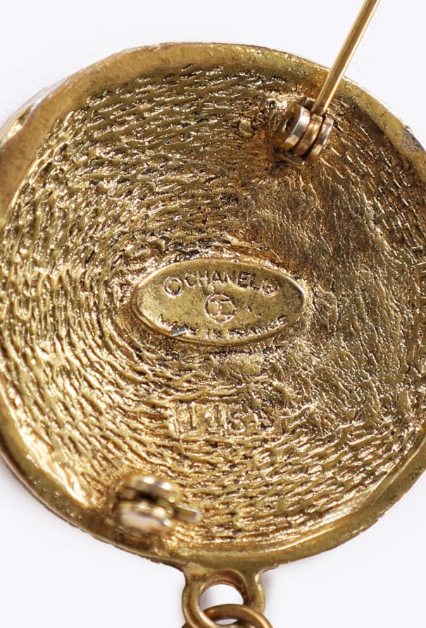 Chanel Double Medallion Chain Brooch, 1980s - 6