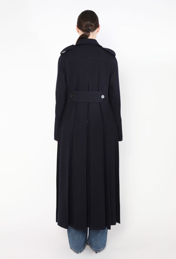 Valentino F/W 2016 Pleated Wool Coat - 5