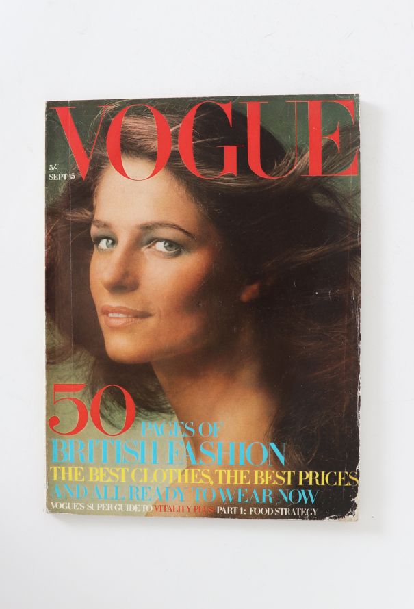 VOGUE UK 1970 Clive Arrowsmith Issue Trio - 5 VOGUE UK 1970 Clive Arrowsmith Issue Trio - 5