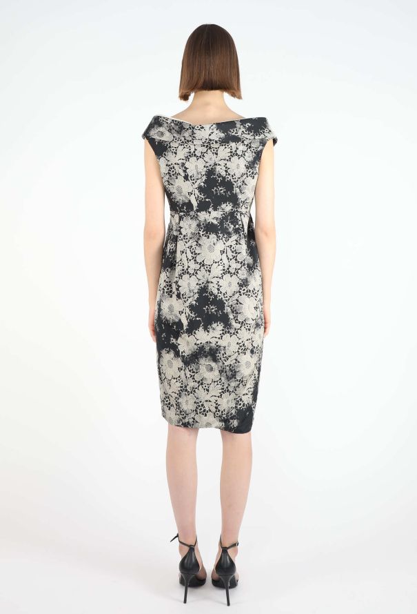 Alexander McQueen F/W 2006 'The Widows of Culloden' Silk Dress - 4