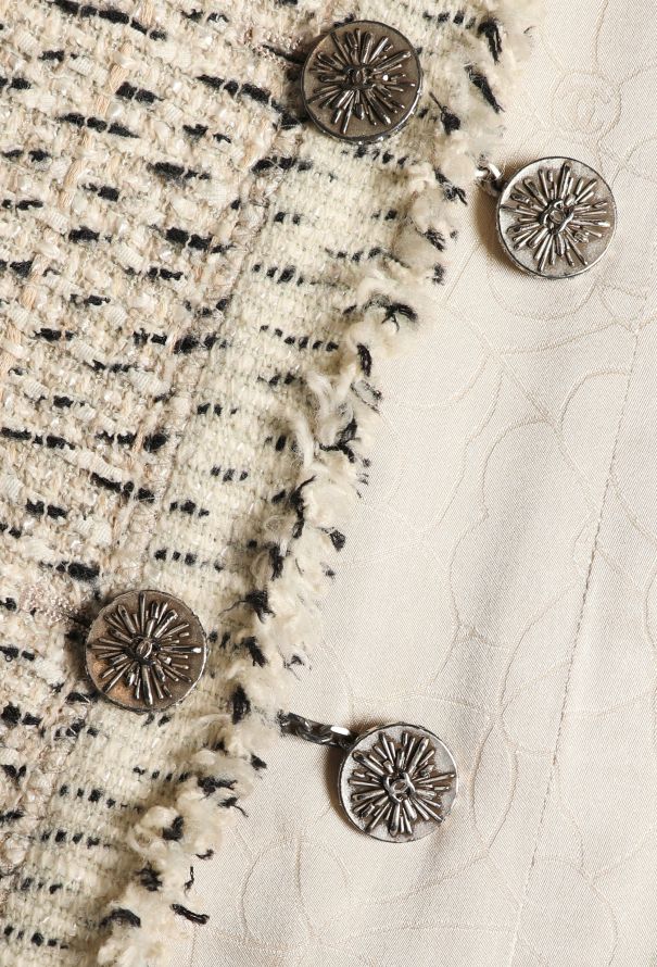 Chanel 2004 Fringe Tweed Camélia Jacket - 6
