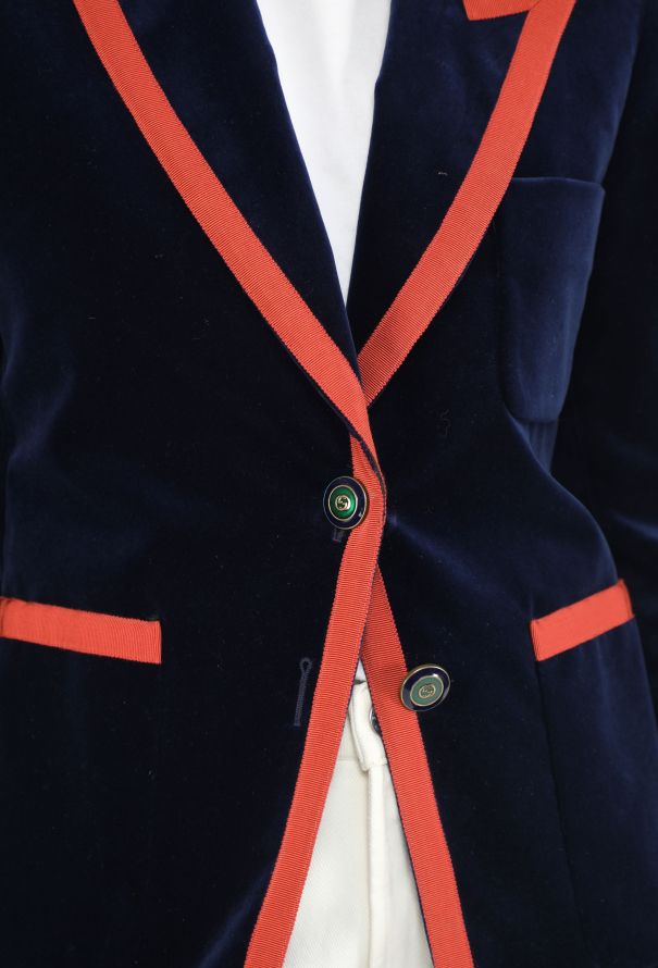 Gucci Pre-Fall 2017 Velvet Blazer - 4