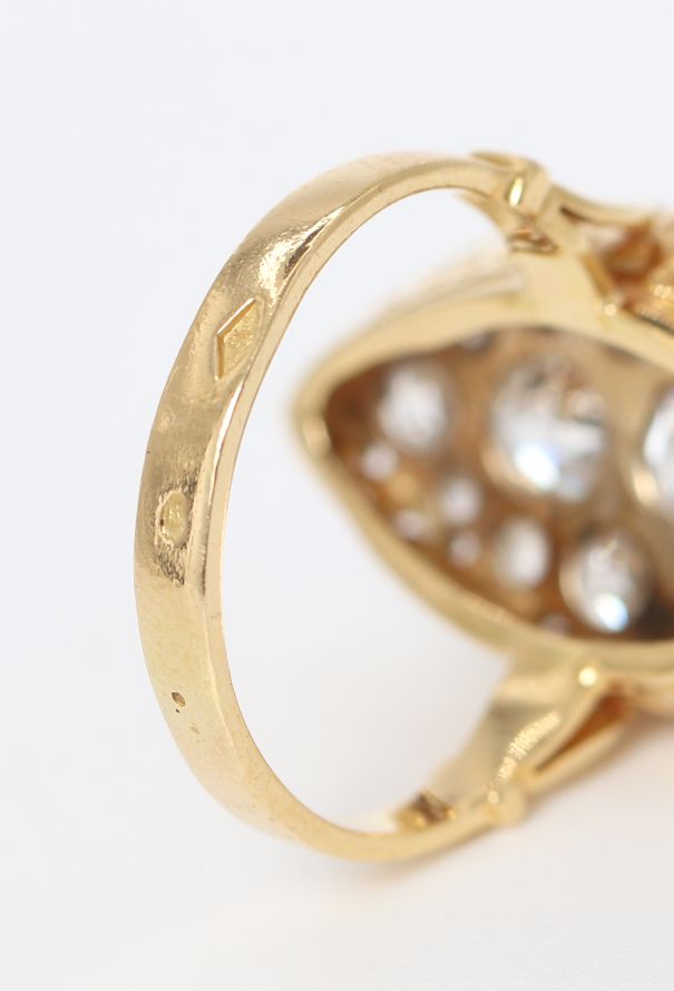 Vintage Fine Jewelry 18k Yellow Gold & Diamond Marquise Ring - 6 Vintage Fine Jewelry 18k Yellow Gold & Diamond Marquise Ring - 6