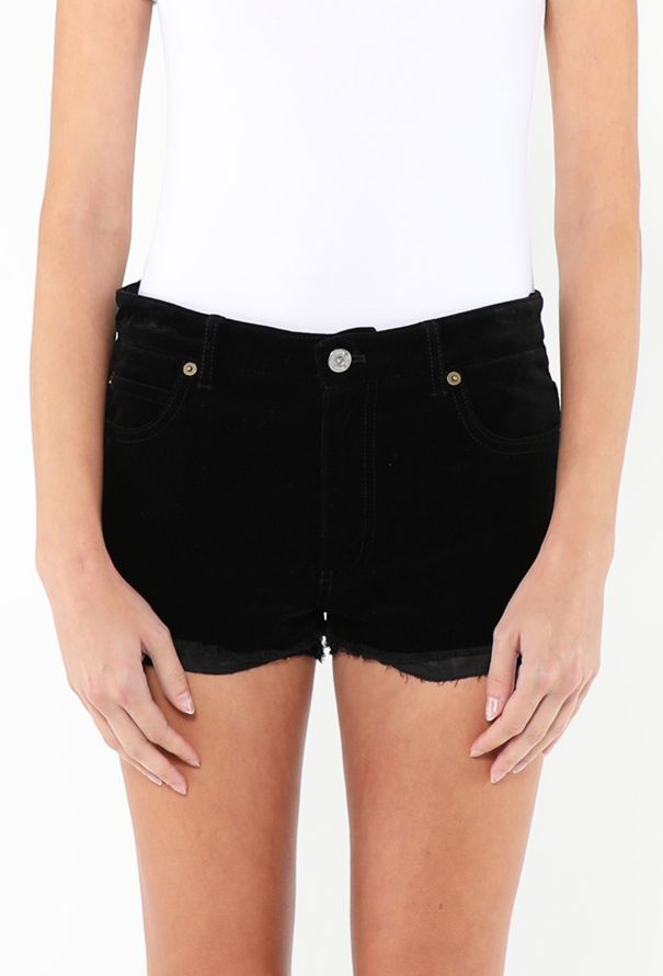 Miu Miu 2023 Velvet Logo Pocket Shorts - 3