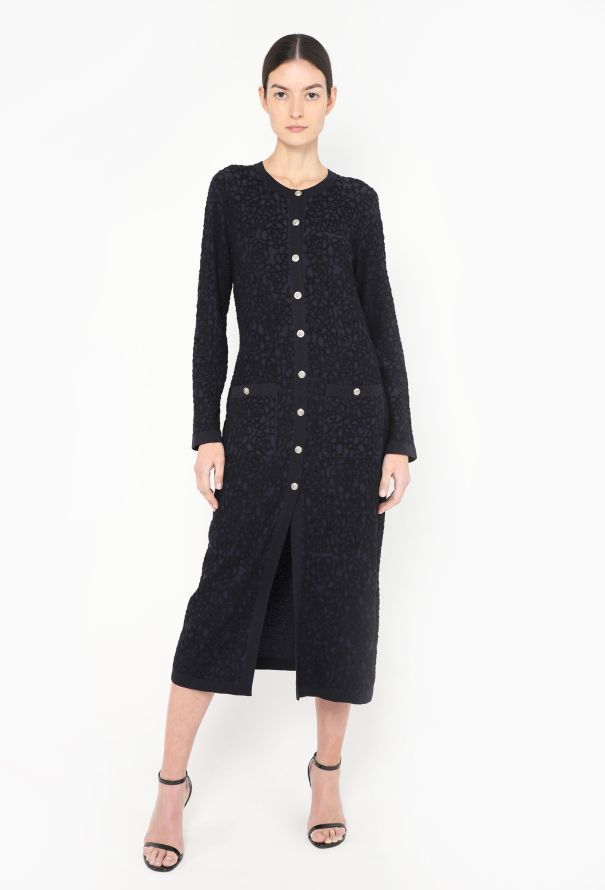 Chanel Resort 2021 Camélia Bouclé Cardigan - 1