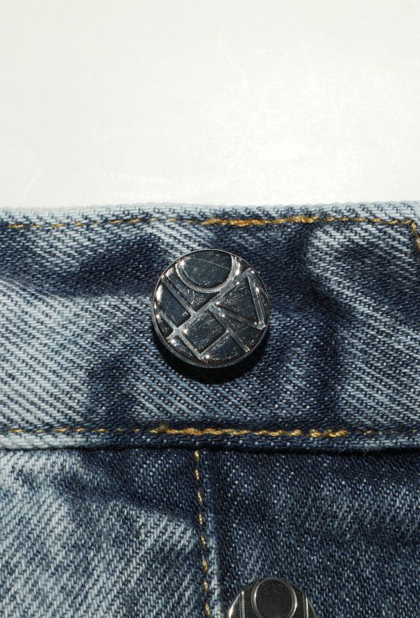 Toteme Straight-Leg Jeans - 7 Toteme Straight-Leg Jeans - 7