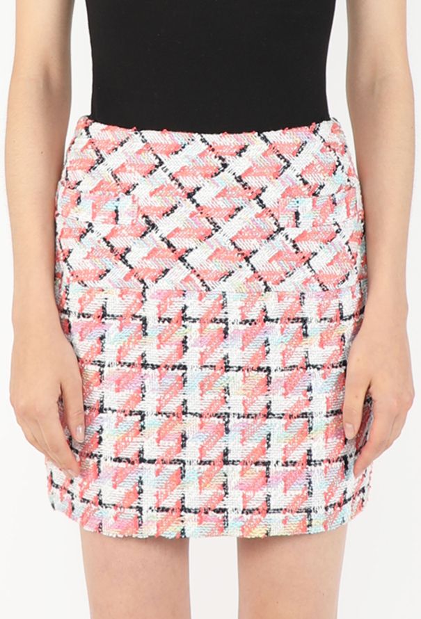 Chanel Houndstooth Tweed Mini Skirt, 1996 - 2