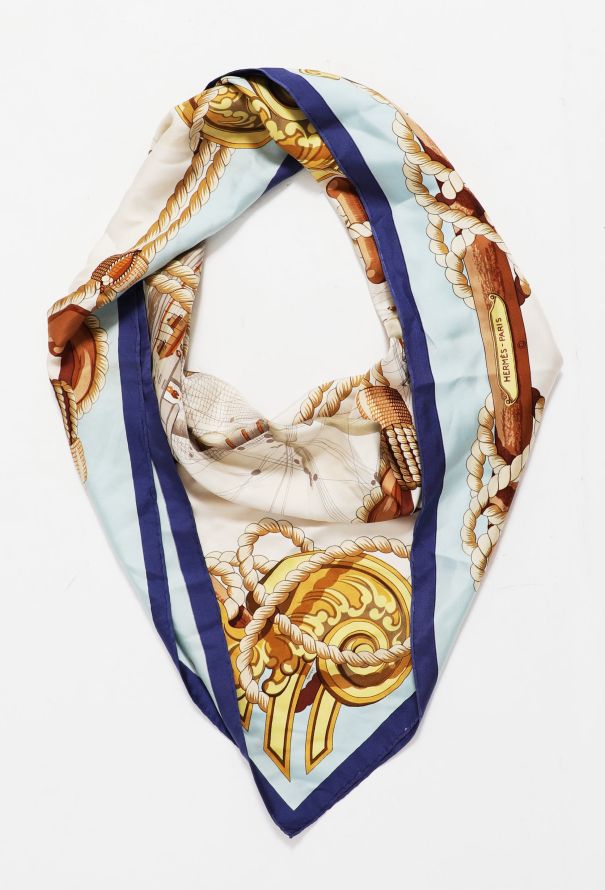 Hermes, Timeless blue/white/gold scarf in silk. - Unique Designer
