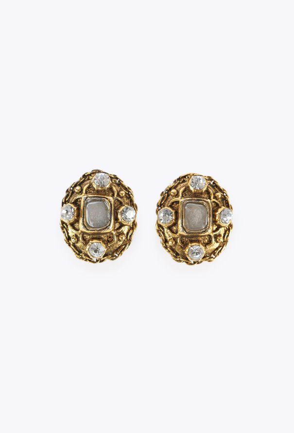 Chanel Sculpted Strass Clip Earrings, 1970s - 1