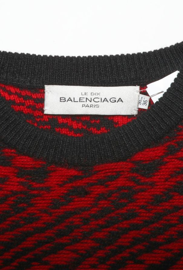 Balenciaga Le Dix F/W 2000 Cashmere Foxtail Sweater - 9