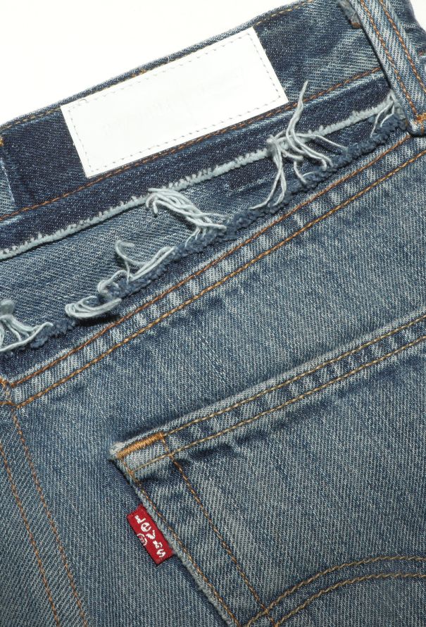 Levi's x Re/Done Distressed Cropped Jeans - 6 Levi's x Re/Done Distressed Cropped Jeans - 6