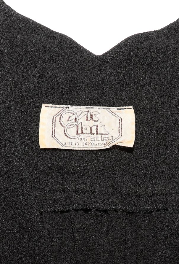 Ossie Clark Timeless Mid '70s Plunging Crêpe Dress - 6