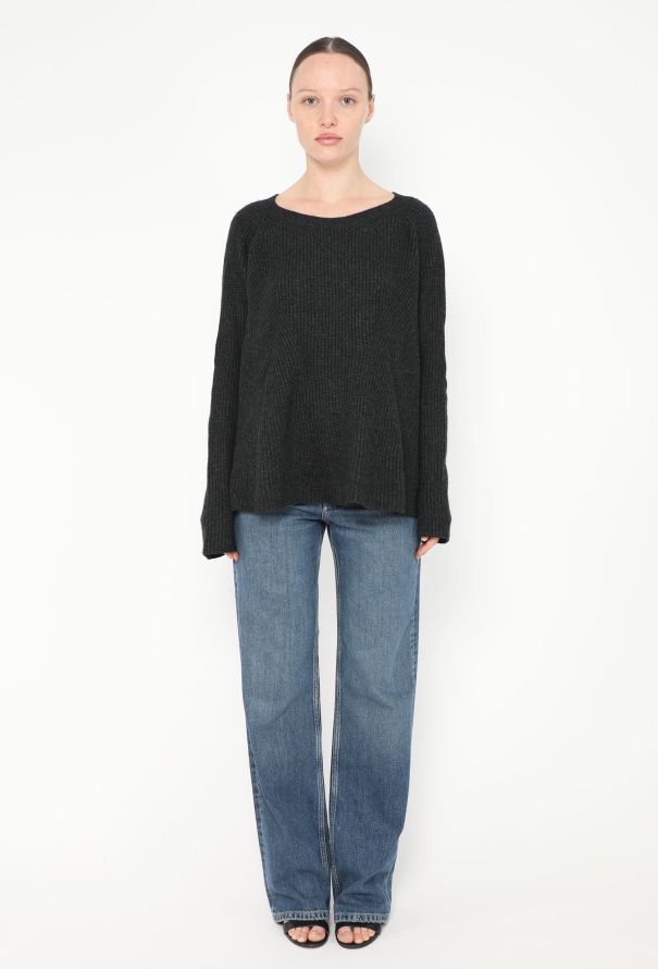 The Row Resort 2017 Cashmere Knit Sweater - 3 The Row Resort 2017 Cashmere Knit Sweater - 3