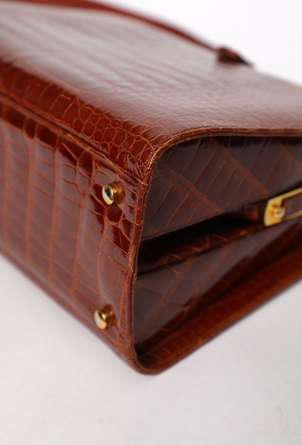 Judith Leiber Vintage Cognac Alligator Doctor Bag - 7