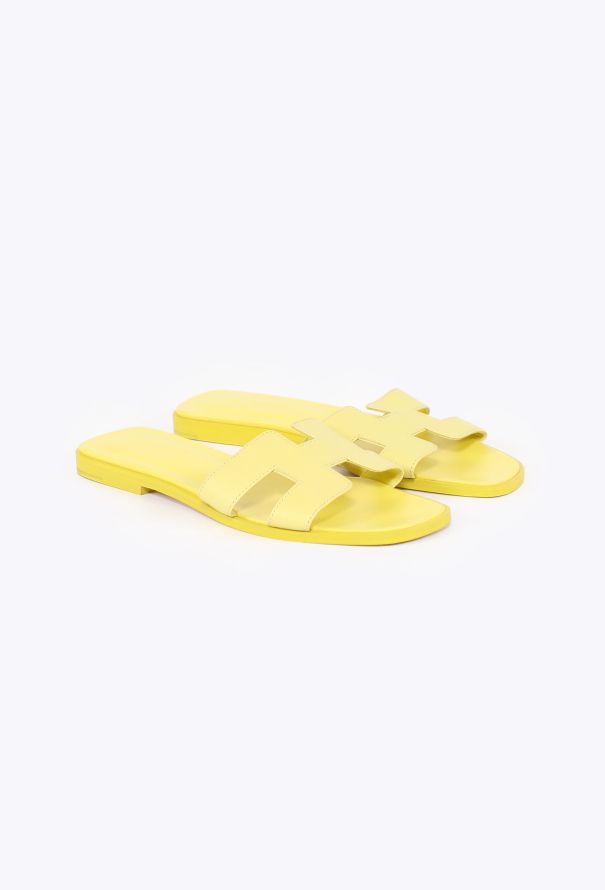 Hermès Classic Epsom Oran Sandals - 3