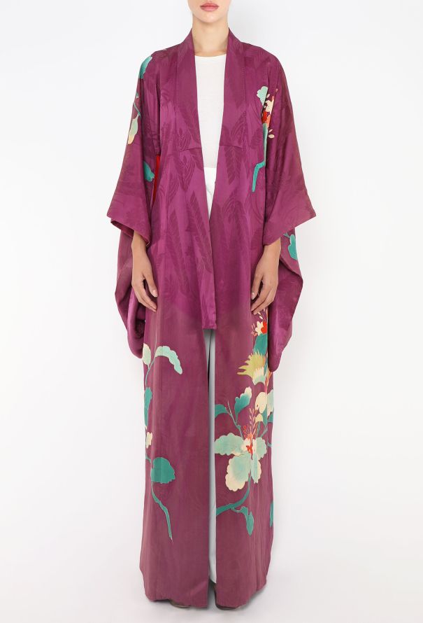World Treasures Authentic Japanese Purple Floral Jacquard Kimono - 4 World Treasures Authentic Japanese Purple Floral Jacquard Kimono - 4
