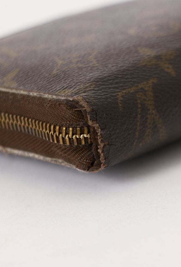 Louis Vuitton Monogram Zippy Wallet - 10
