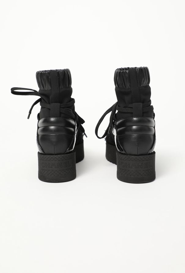 Chanel F/W 2019 Tweed Ski Boots - 6 Chanel F/W 2019 Tweed Ski Boots - 6