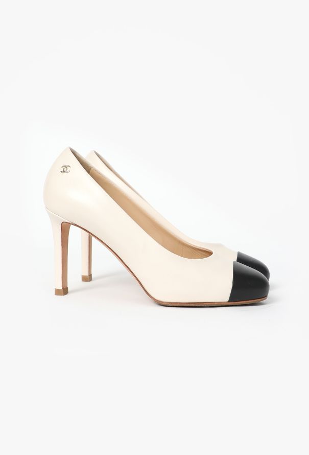 Chanel Classic Bicolor Cap-Toe Pumps - 3